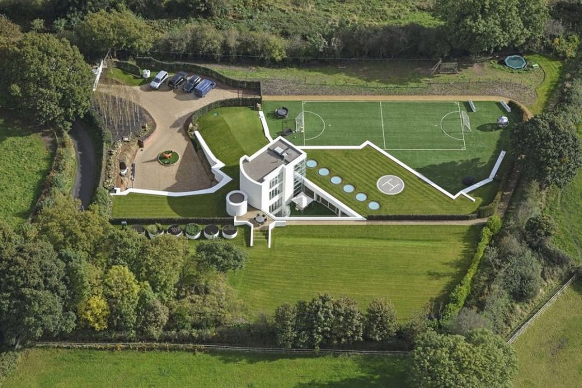 4 дома в Англии, о которых мечтают все любители спорта