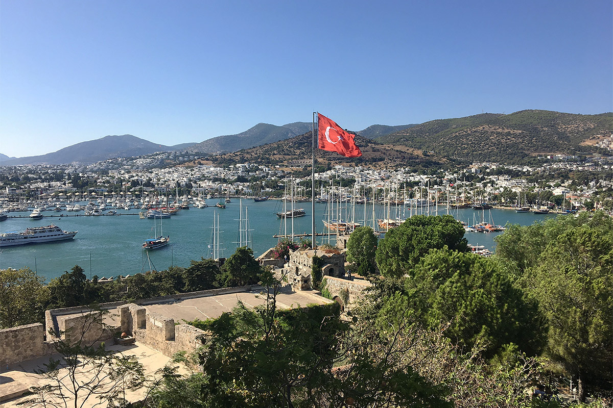 Получаем гражданство Турции: зачем, сколько стоит и что требуется