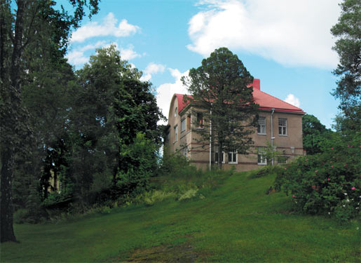 Финский домик к северному соседу за покупкой