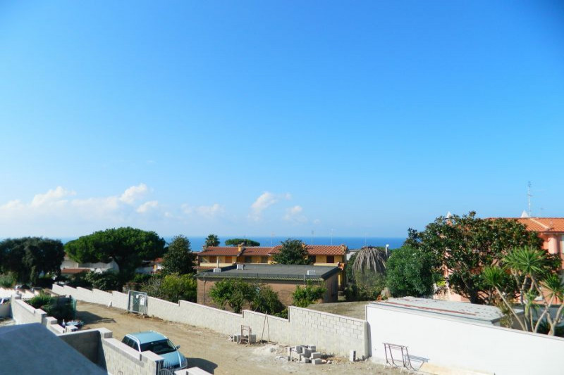 Таунхаус в Италии, в Анцио