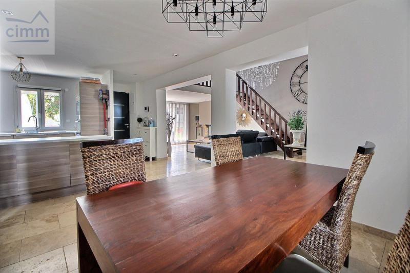 Вилла во Франции, в Монпелье