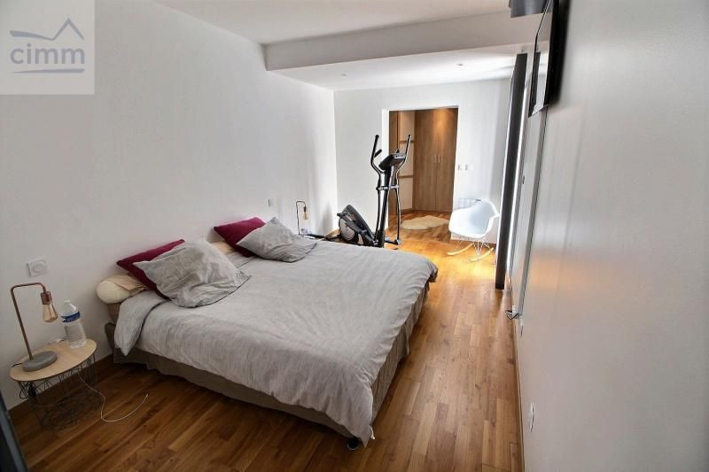 Вилла во Франции, в Монпелье