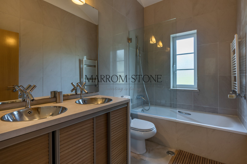 Villa in Portugal, in Setubal