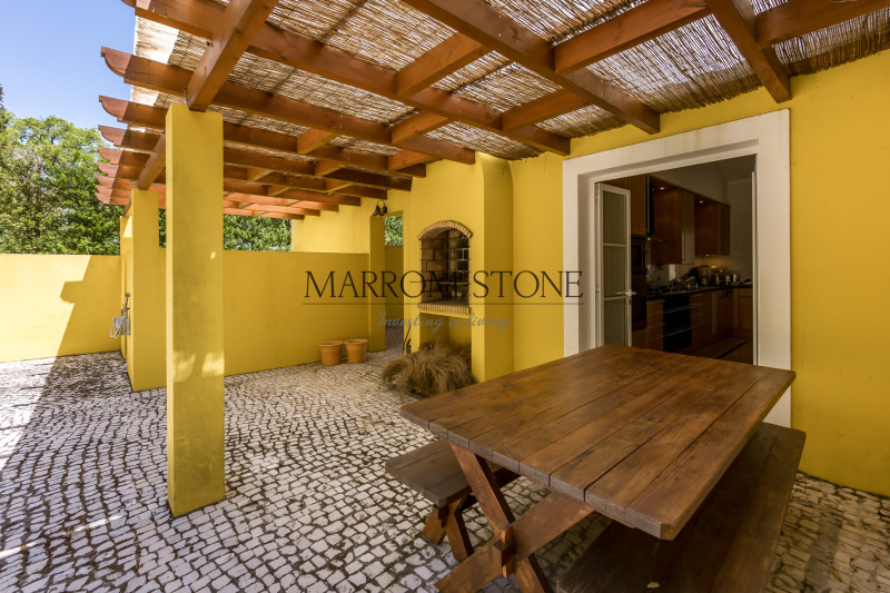 Villa in Portugal, in Setubal