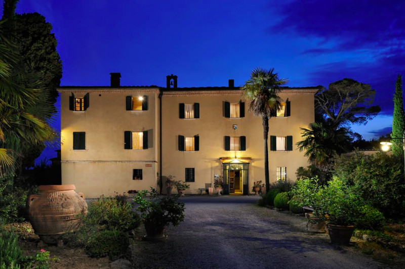 Отель в Италии, в Сиене