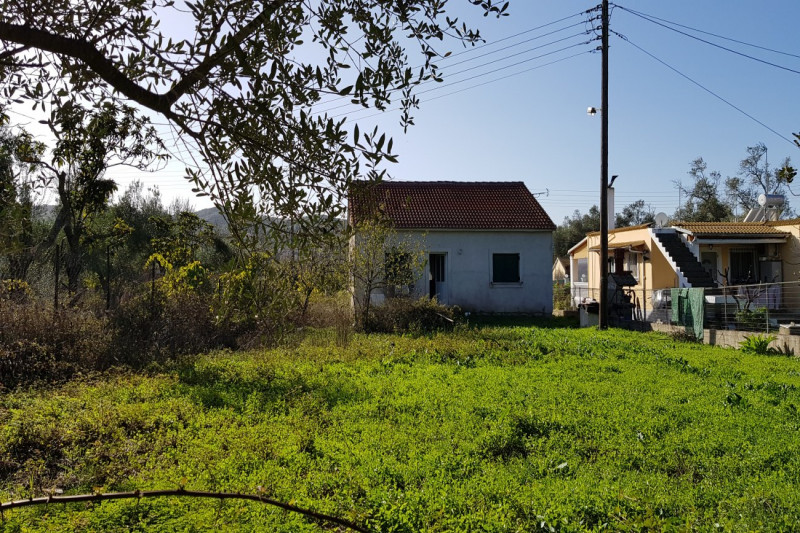 Cottage / House in Greece, in Petriti