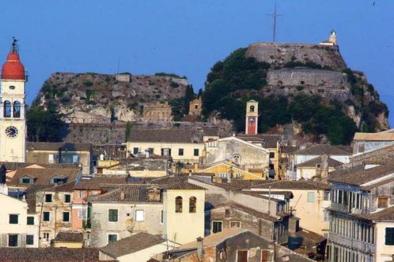 Коммерческая недвижимость за 125 000 евро в городе Корфу