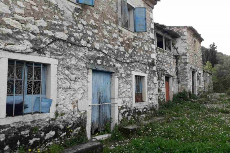 Cottage / House in Greece, in Agios Panteleimonas