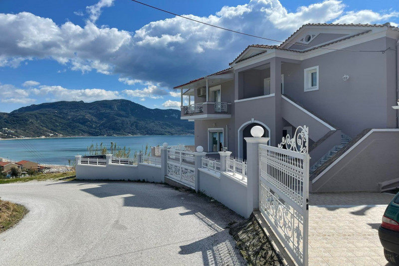 Villa in Greece, in Agios Georgios North