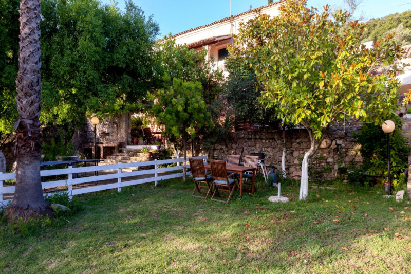 Cottage / House in Greece, in Stroggili