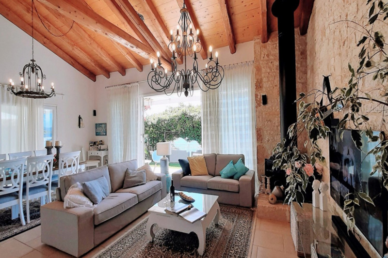 Villa in Greece, in Agni
