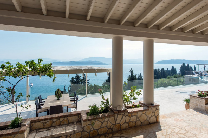 Villa in Greece, in Kouloura