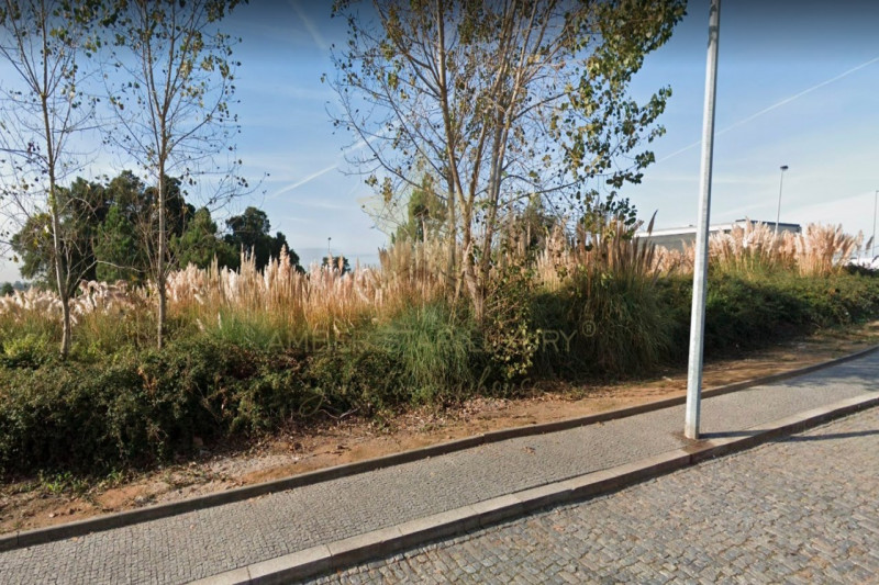 Участок в Португалии, в Порту