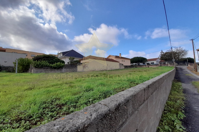 Участок в Португалии, в Порту