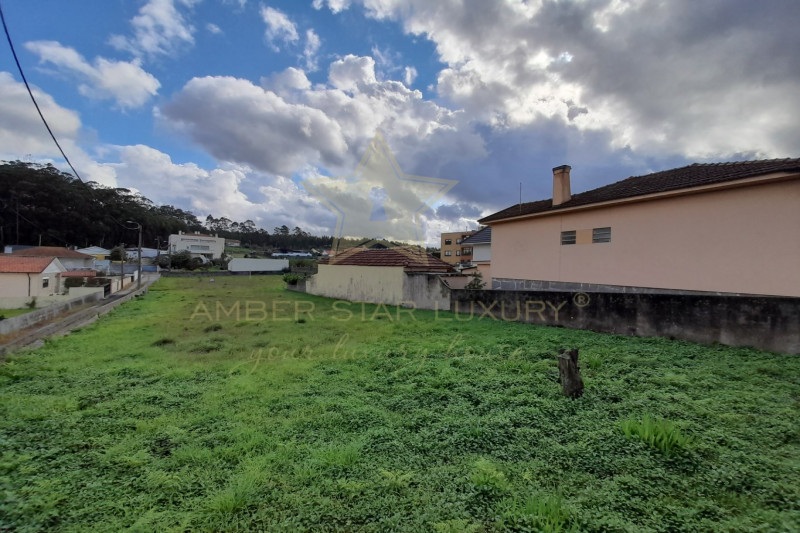 Участок в Португалии, в Порту