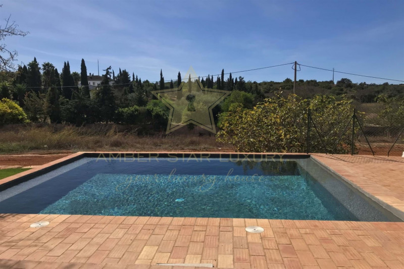 Вилла в Португалии, в Фару