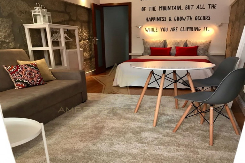 Коммерческая недвижимость в Португалии, в Порту