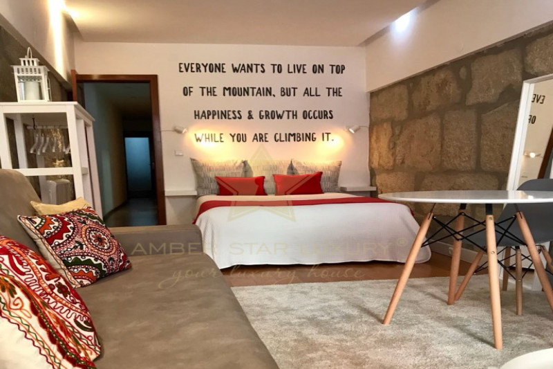 Коммерческая недвижимость в Португалии, в Порту