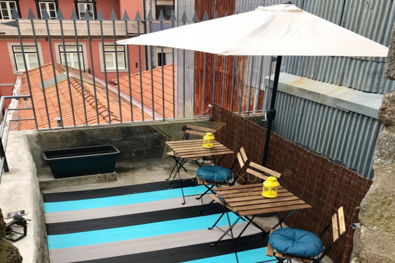 Коммерческая недвижимость в Португалии, в Порту