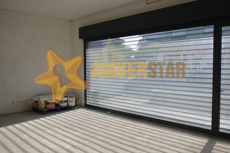 Коммерческая недвижимость в Португалии, в Порту