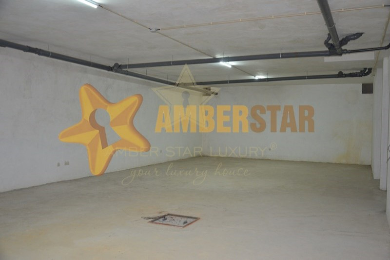 Коммерческая недвижимость в Португалии, в Порту