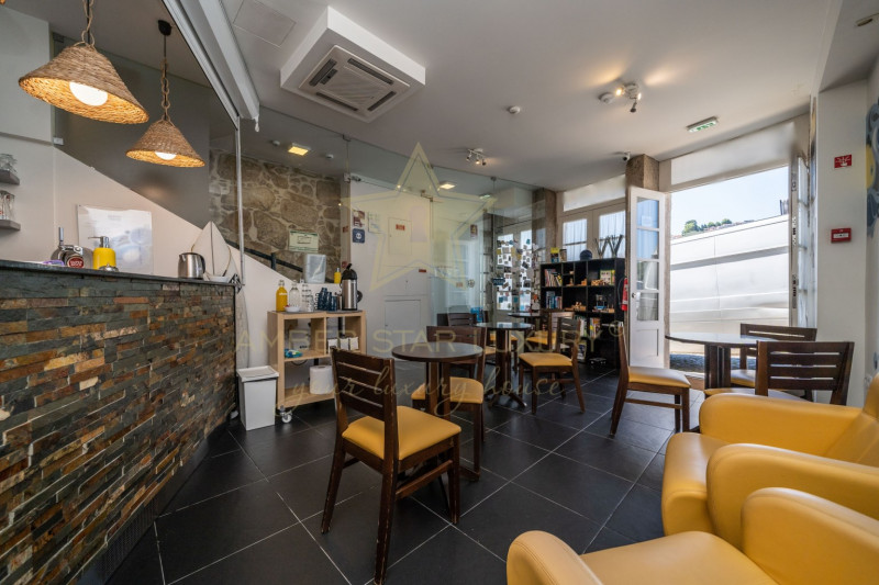 Коммерческая недвижимость в Португалии, в Порту