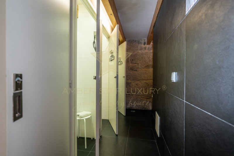 Коммерческая недвижимость в Португалии, в Порту