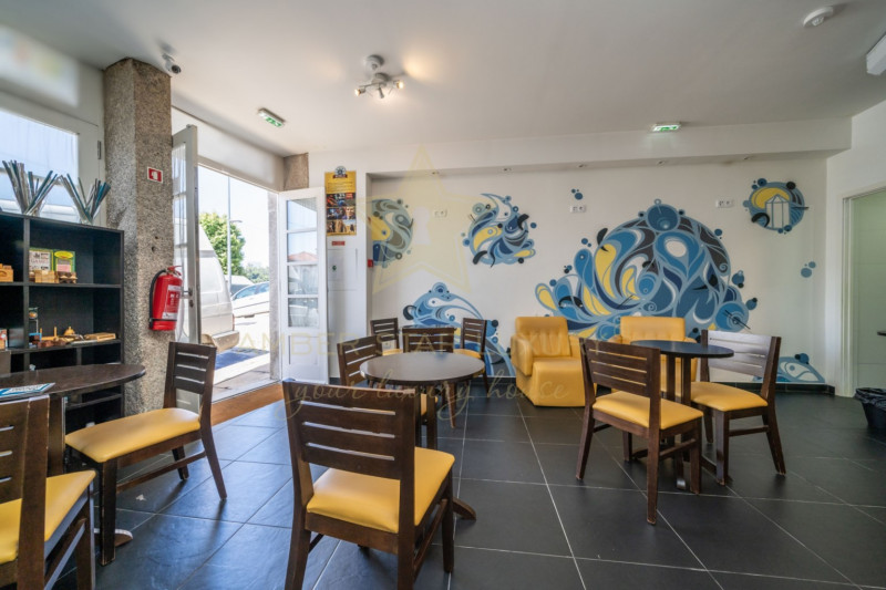 Коммерческая недвижимость в Португалии, в Порту