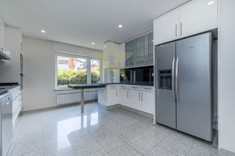 Cottage / House in Portugal, in Porto