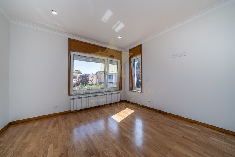 Cottage / House in Portugal, in Porto