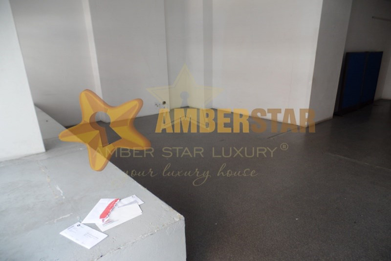 Коммерческая недвижимость в Португалии, в Порту