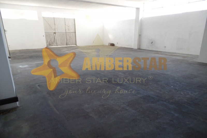 Коммерческая недвижимость в Португалии, в Порту