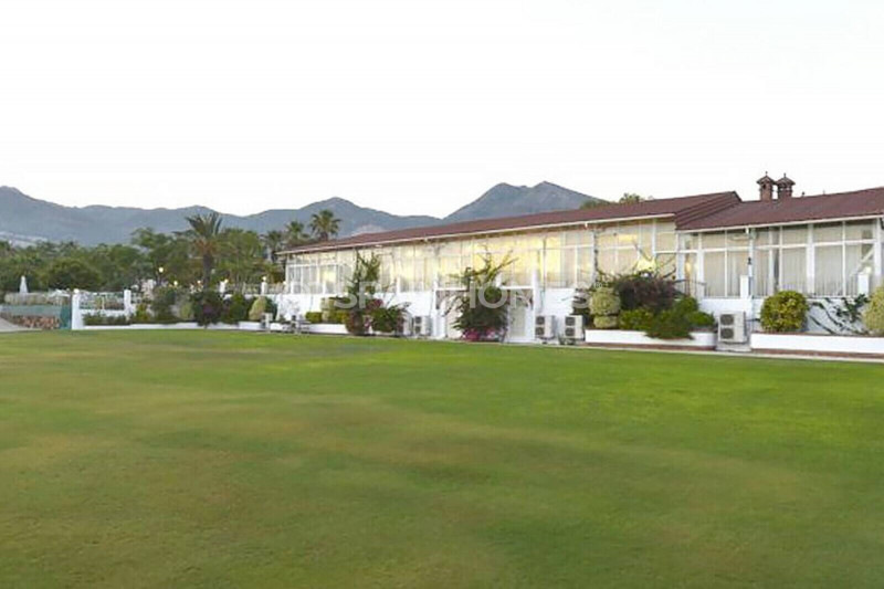 Отель в Испании, в Бенальмадене