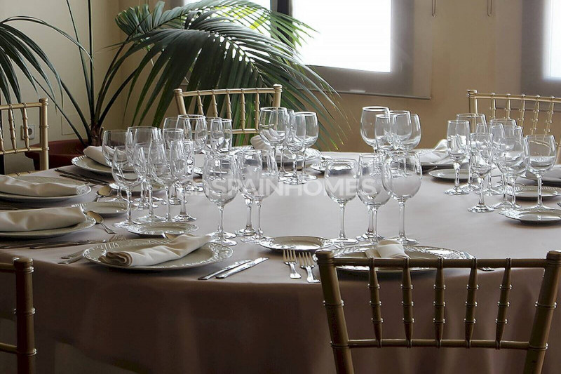 Отель в Испании, в Бенальмадене