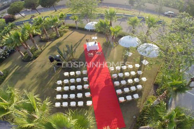 Отель в Испании, в Бенальмадене