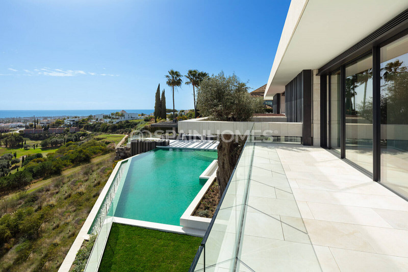 Villa in Spain, in Benahavis