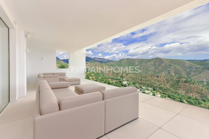 Пентхаус в Испании, в Охене