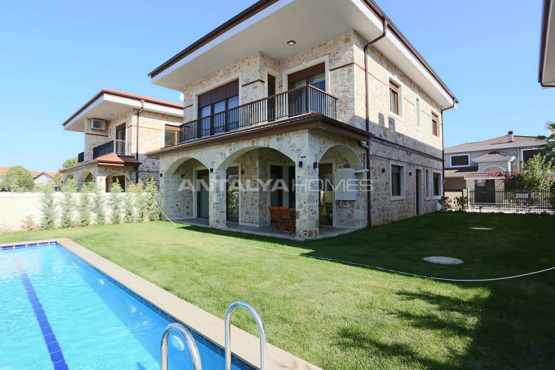 Cottage / House in Turkey, in Dosemealti