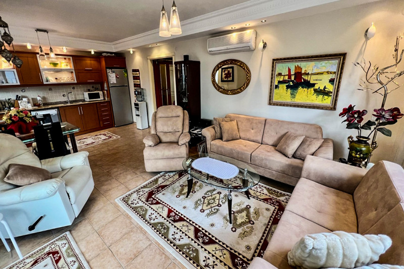 Apartment in Turkey, in Oba