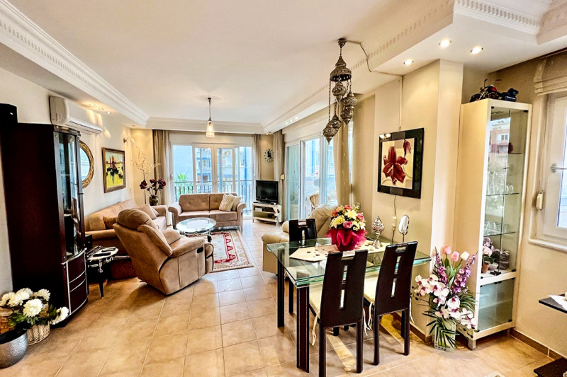 Apartment in Turkey, in Oba