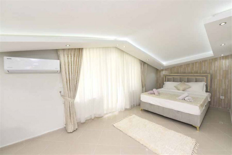 Вилла в Турции, в Аланье