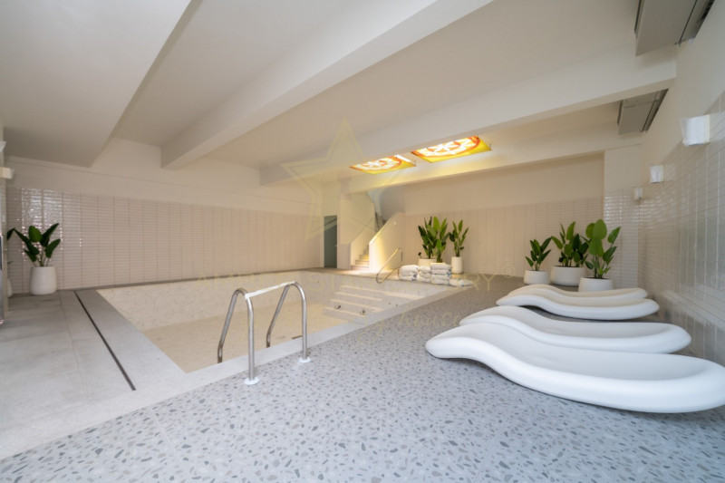 Коммерческая недвижимость в Португалии, в Порту