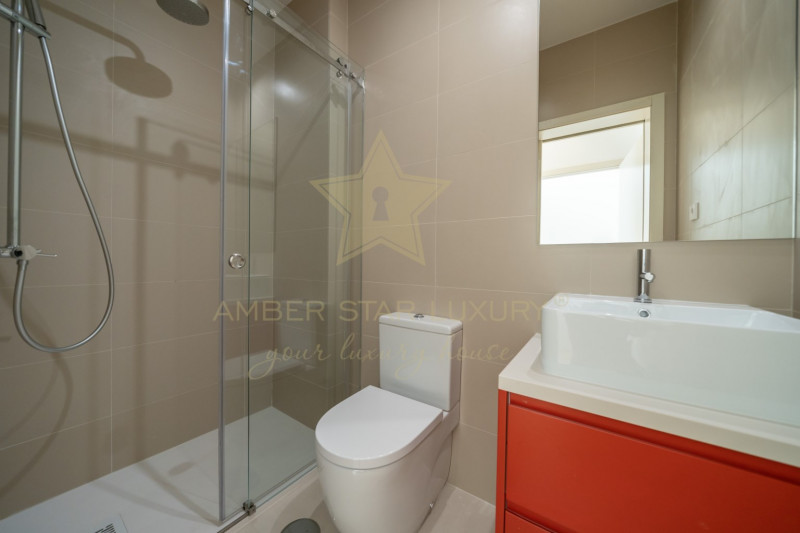 Коммерческая недвижимость в Португалии, в Порту