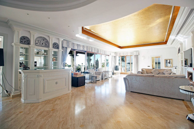 Дом в Испании, в Бенаависе