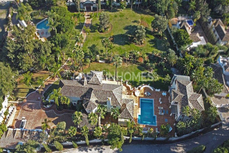 Дом в Испании, в Бенаависе