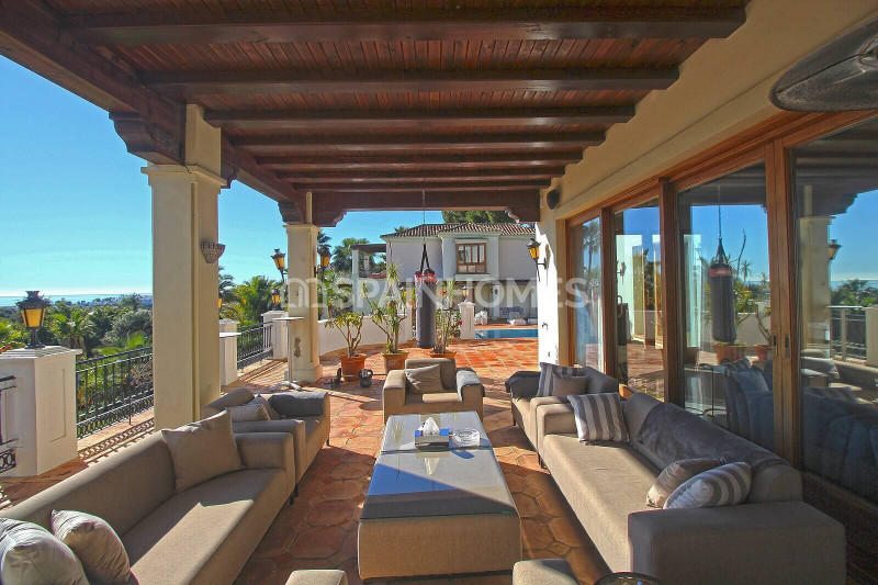 Дом в Испании, в Бенаависе