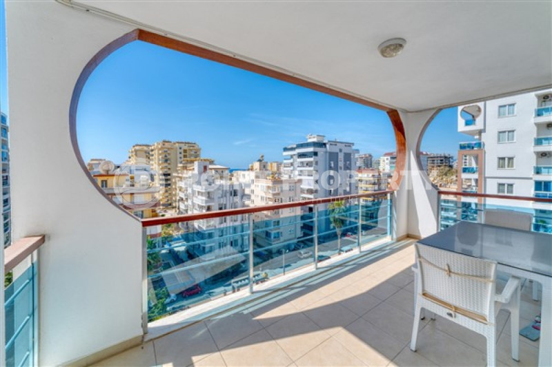 Apartment in Turkey, in Mahmutlar