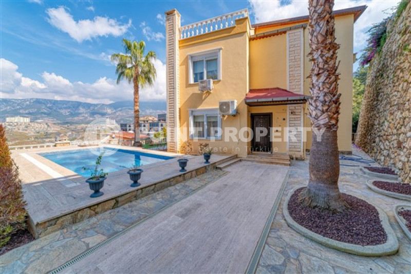 Вилла в Турции, в Каргыджаке