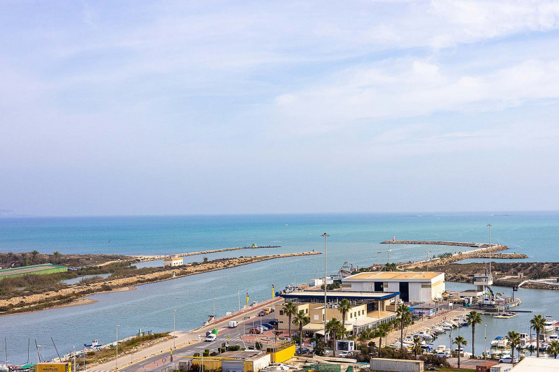 Пентхаус в Испании, в Гуардамар-дель-Сегура