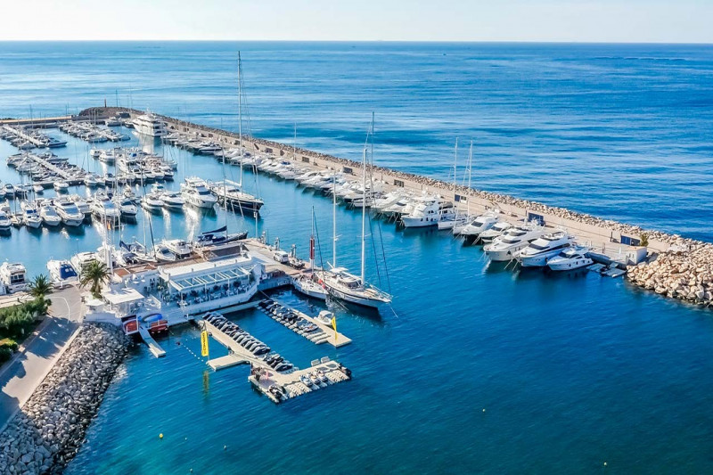 Вилла в Испании, в Альтеа